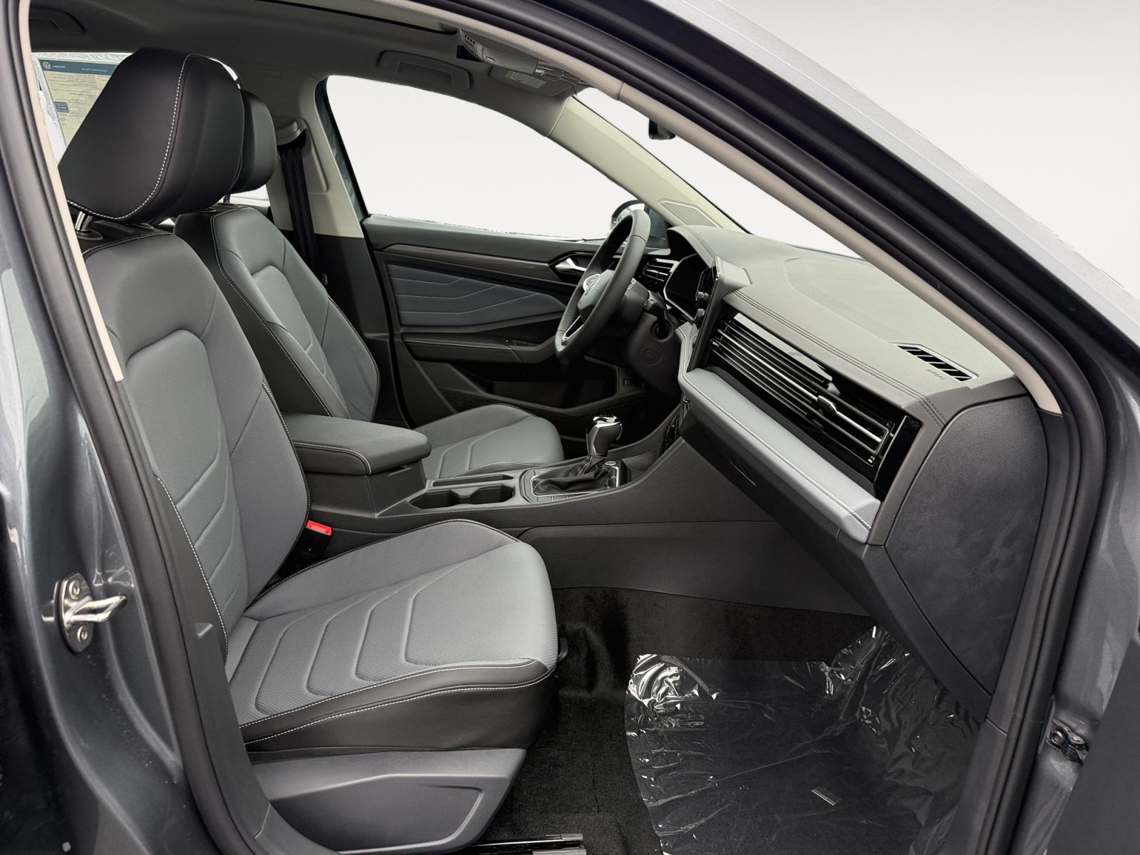 New 2027 Gray Volkswagen SEL image 19