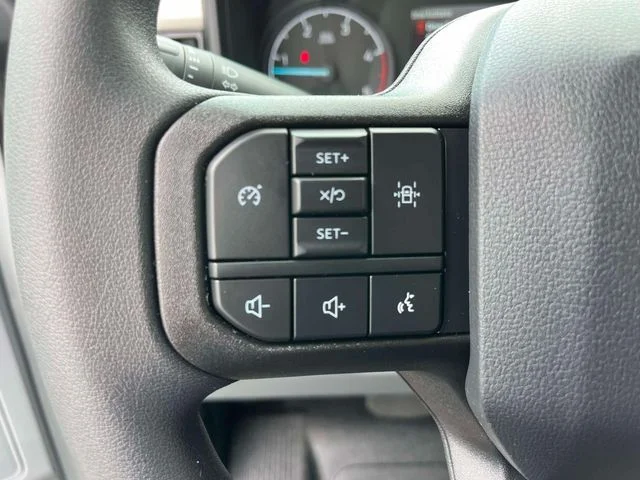 New 2026 Oxford White Ford F-450® XL image 20