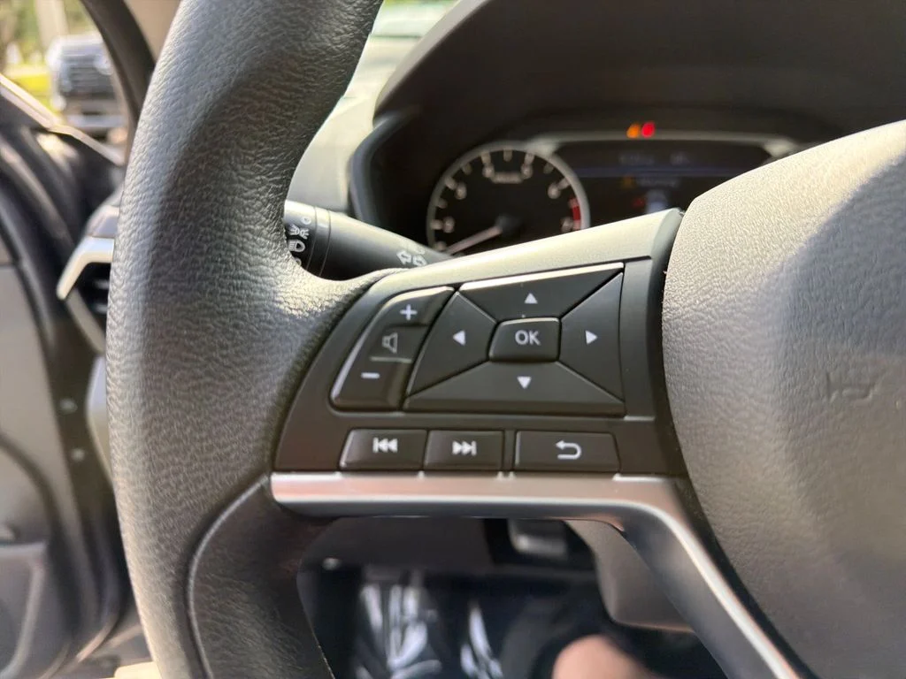 2024 Nissan Altima SV - Photo 21