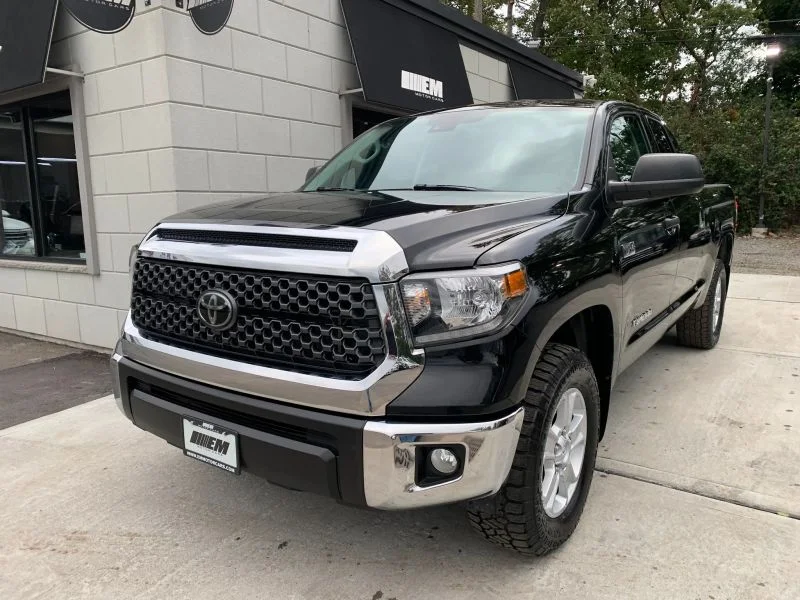 Used 2021 Black Toyota SR5 Pickup 4D 6 1/2 ft image 3