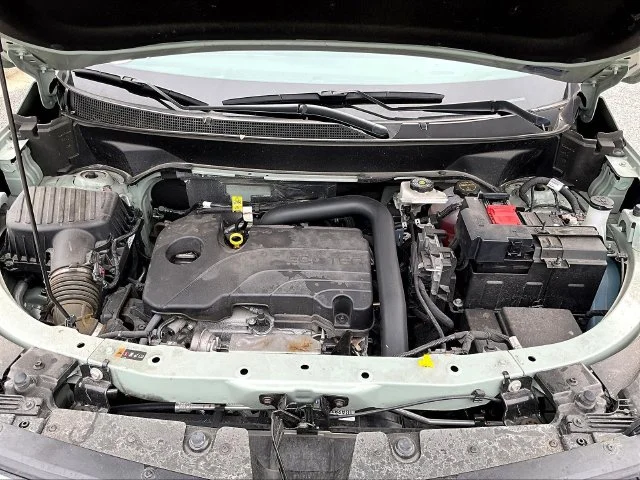 Used 2025 Green Chevrolet LT image 31