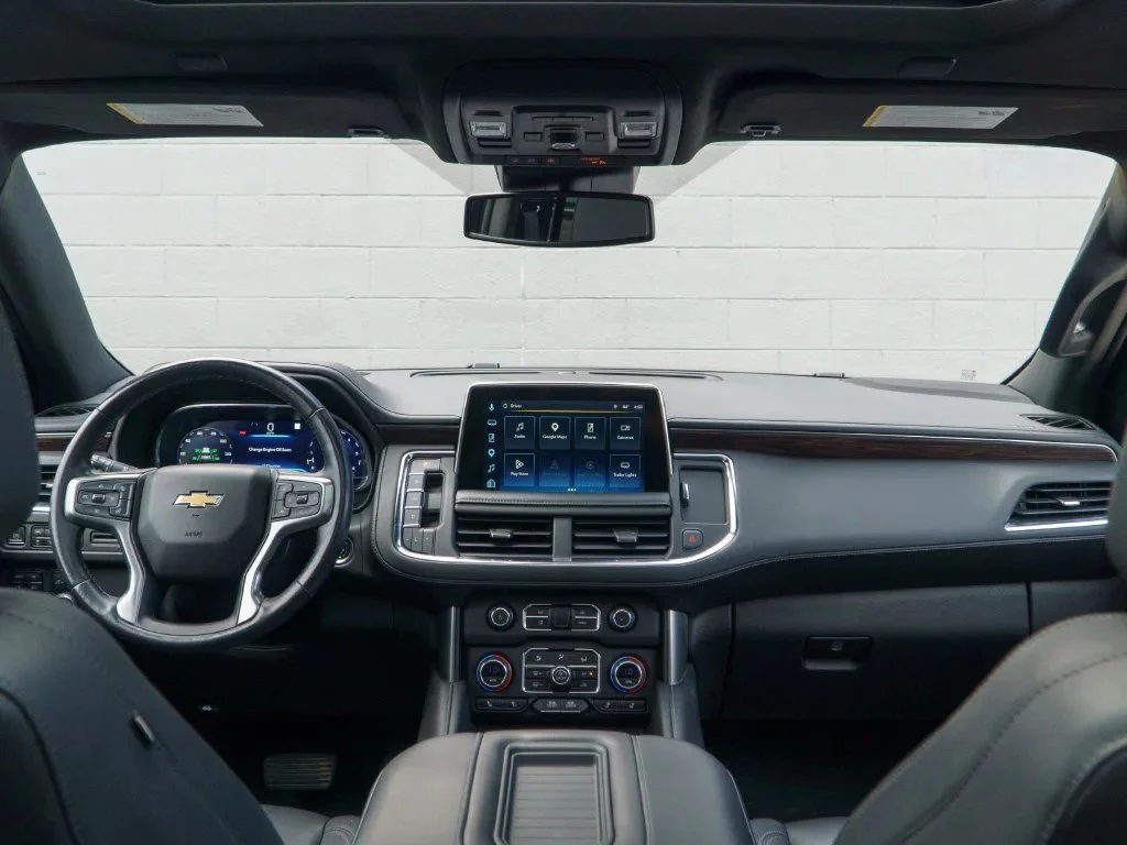 Used 2023 BLACK Chevrolet LT image 22