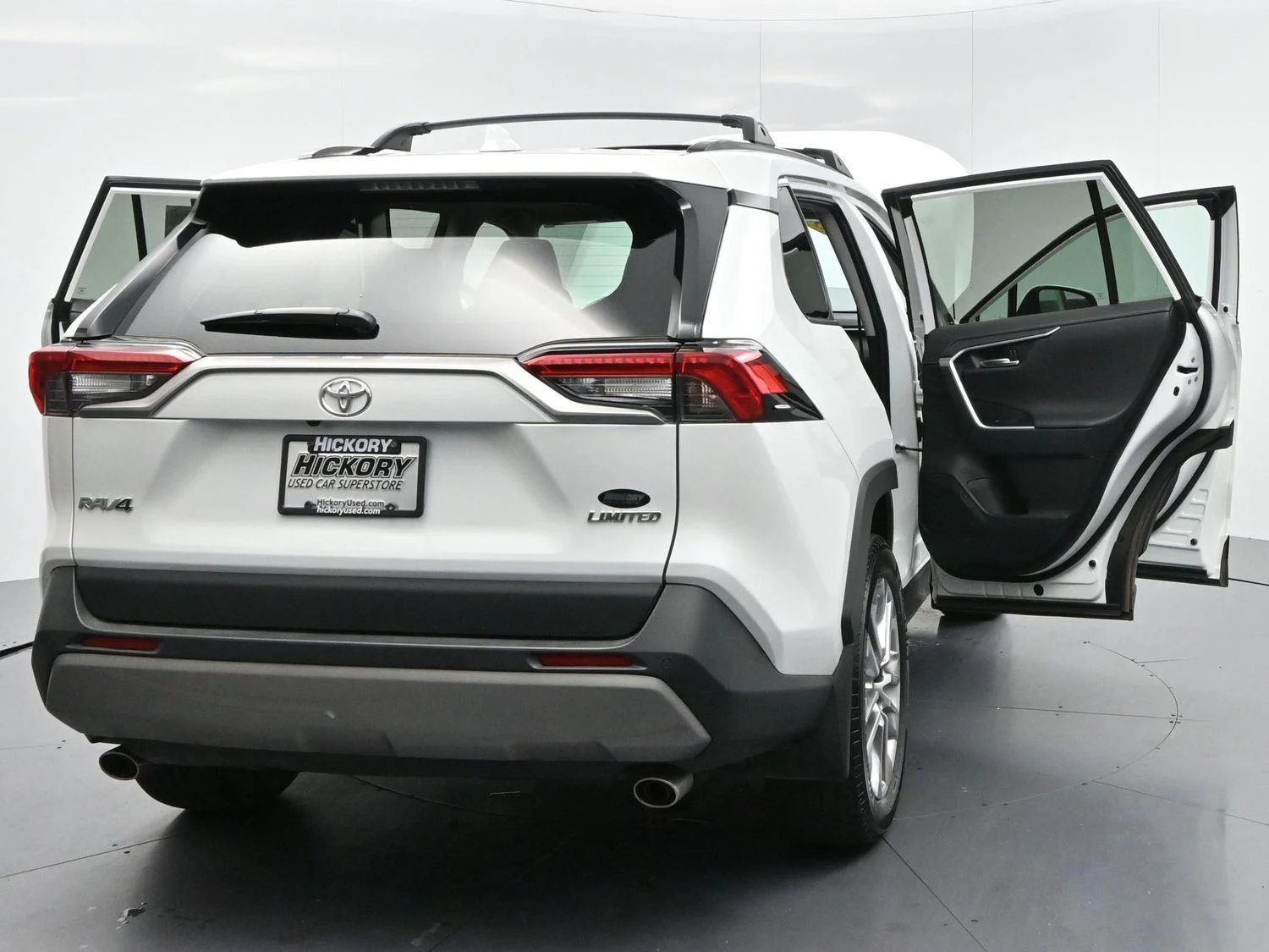 Used 2025 Wind Chill Pearl Toyota Limited image 43