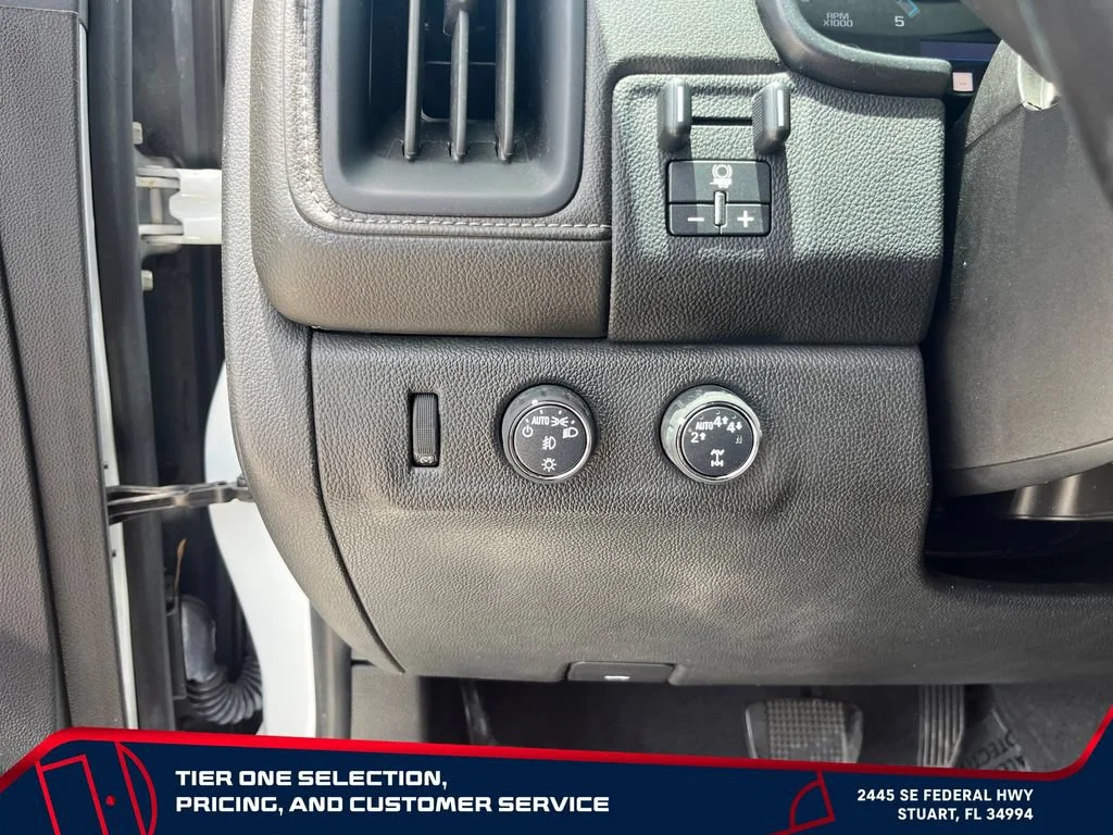 Used 2019 SUMMIT WHITE GMC 4WD SLT image 25