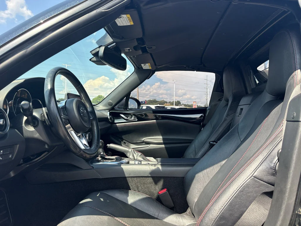 Used 2018 Black Mazda Grand Touring image 13