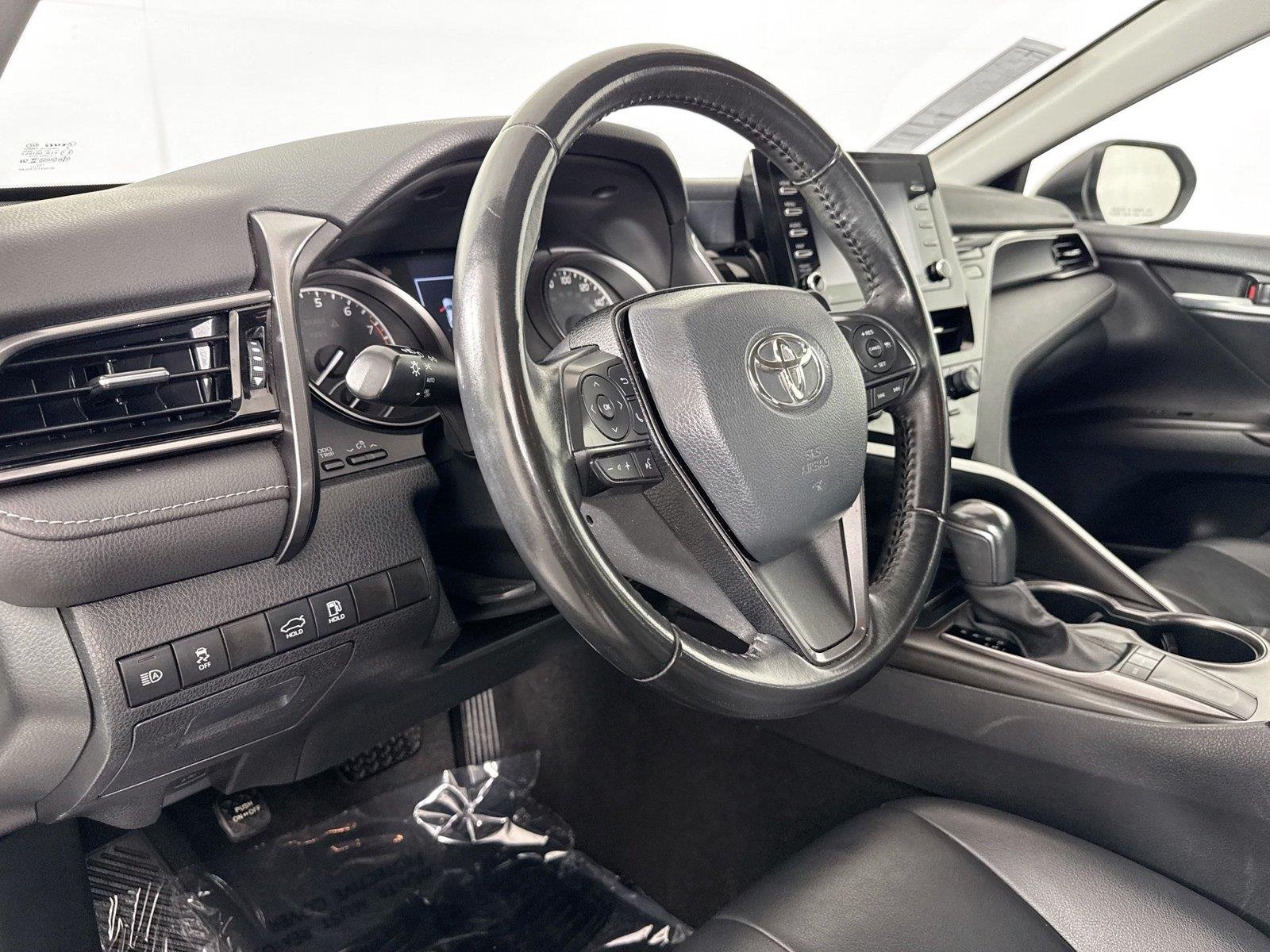 Certified Used 2023 Ice Edge Toyota SE image 4