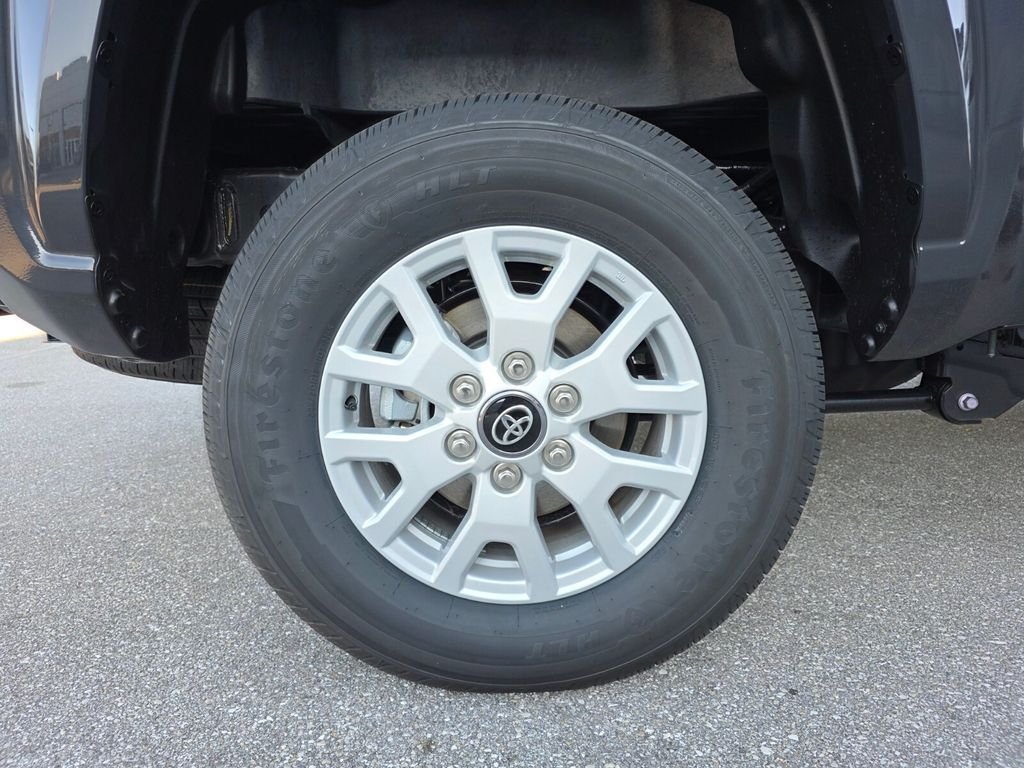 2026 Toyota Tacoma SR5 - Photo 19