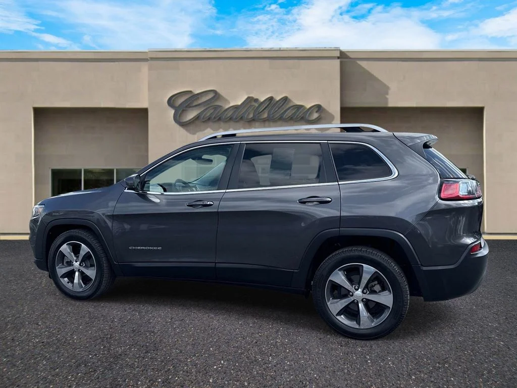 Certified Used 2019 Crystal Metallic Jeep Limited image 6