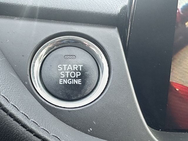 Used 2020 Red Mazda Grand Touring Reserve image 31
