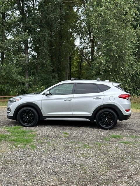 Used 2018 Molten Silver Hyundai SEL image 6