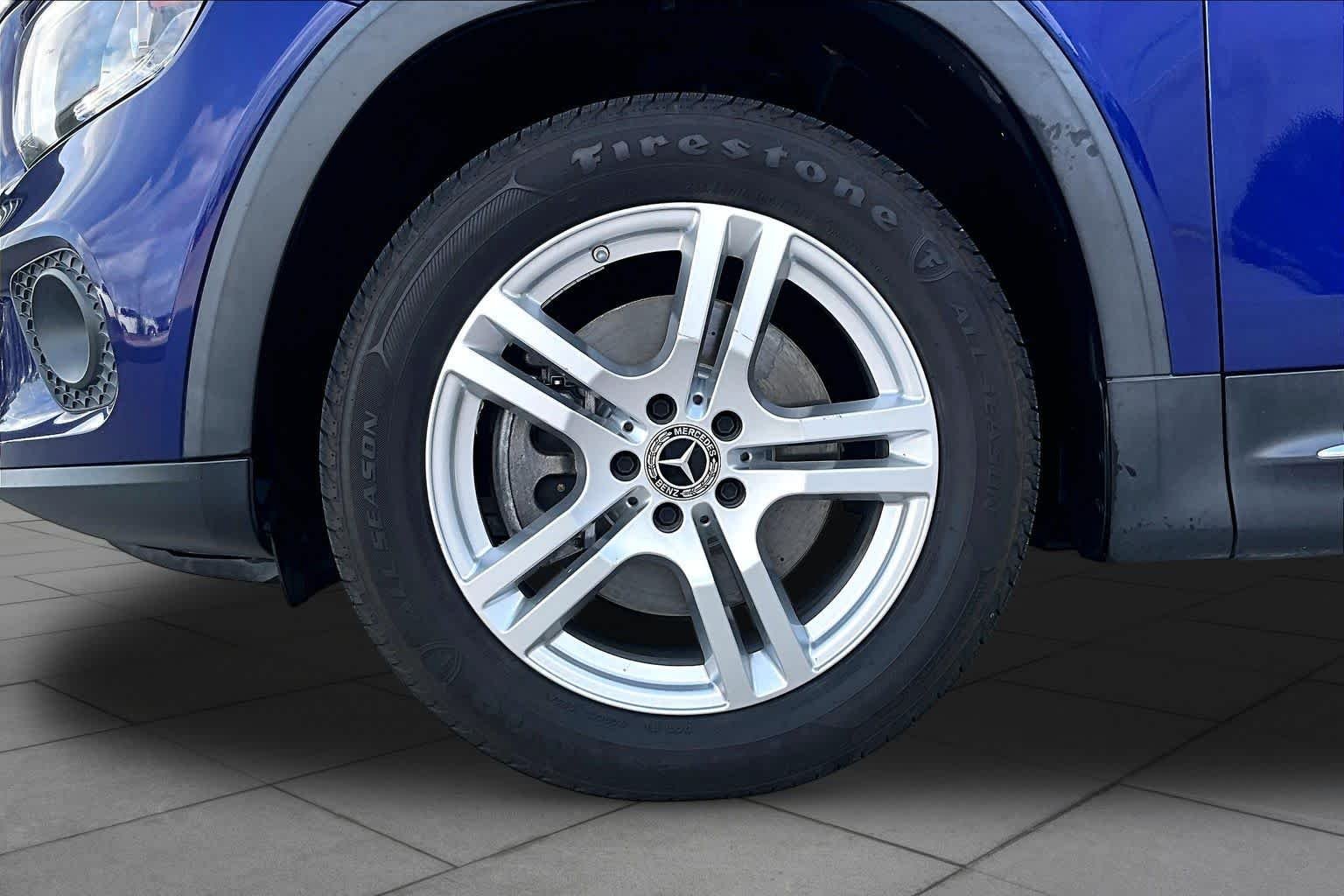 Used 2021 Galaxy Blue Metallic Mercedes-Benz GLB 250 image 11