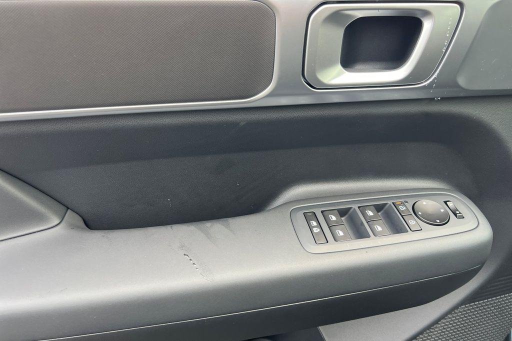 2026 Hyundai Santa Fe SE - Photo 8