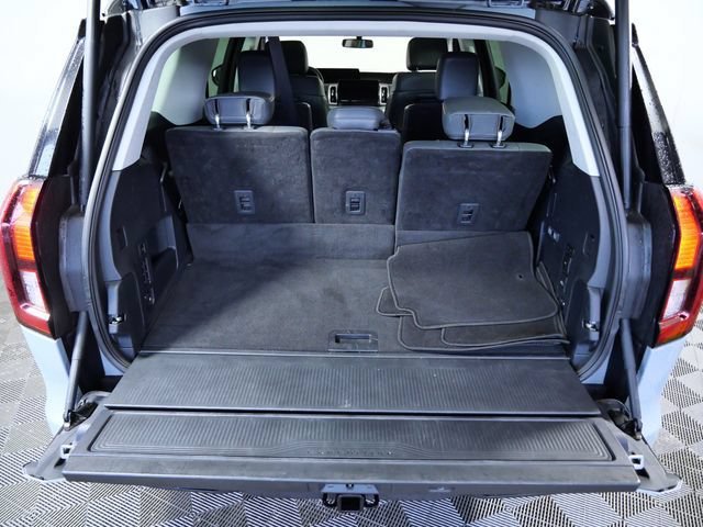 Used 2025 Gray Ford Active image 7