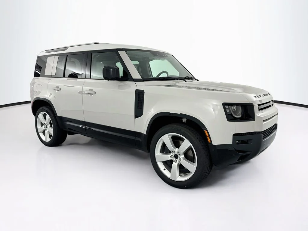 New 2026 Borasco Grey Land Rover X-Dynamic SE image 3