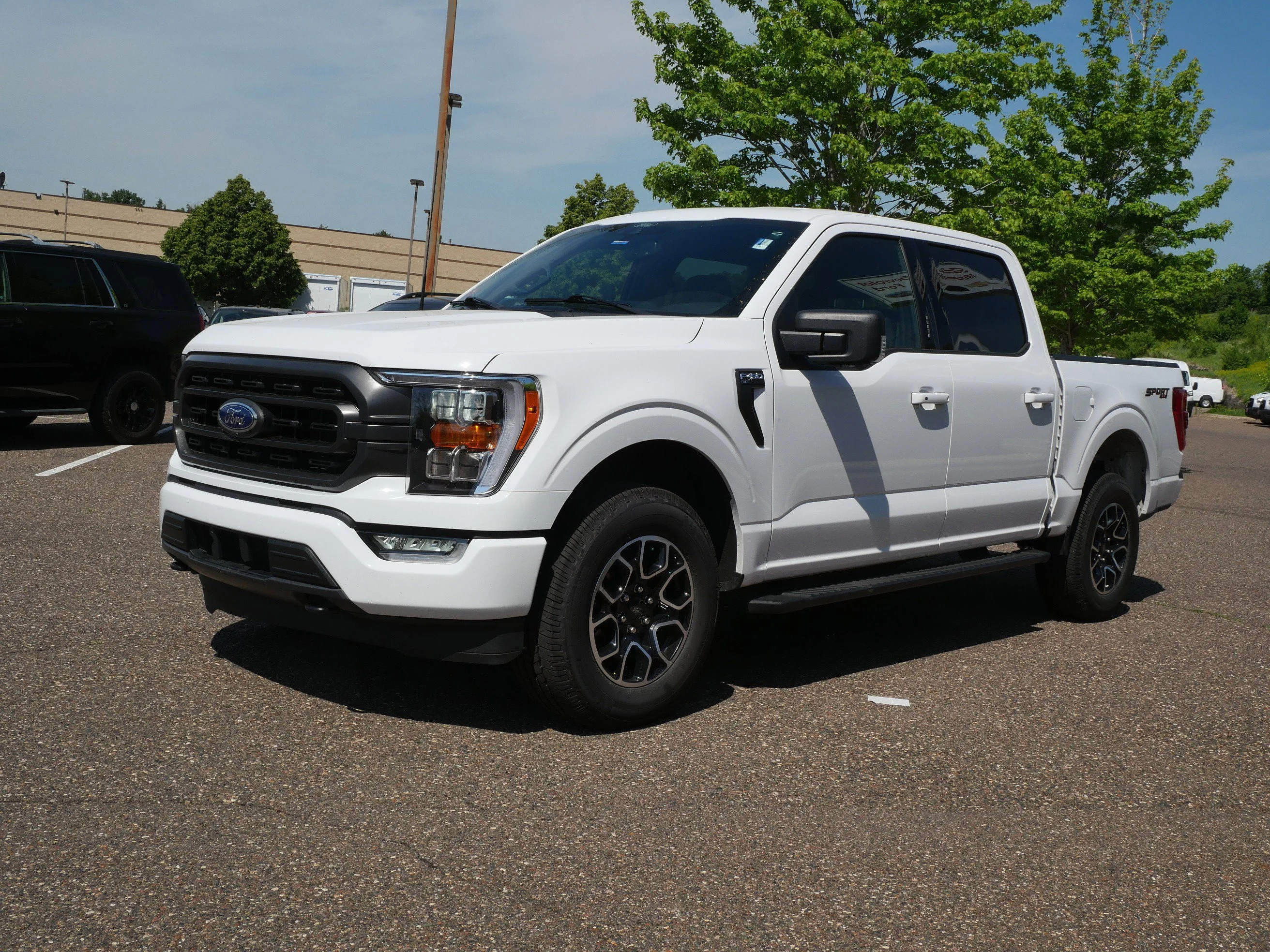 Certified Used 2024 Oxford White Clearcoat Ford XLT image 61