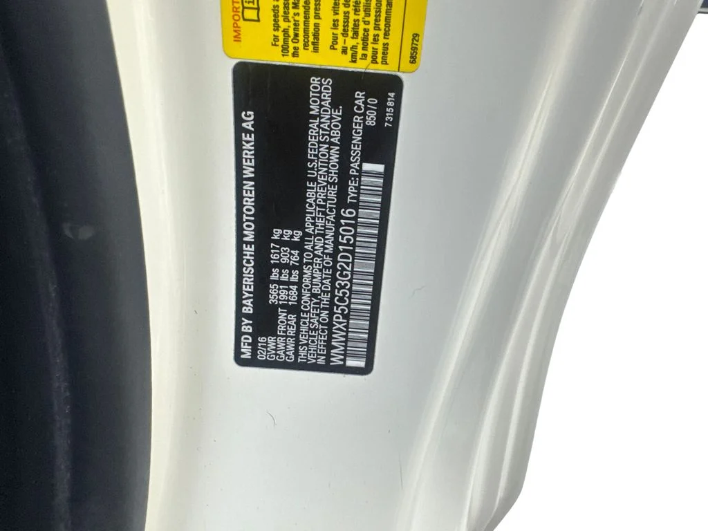 Used 2016 White MINI Base image 80