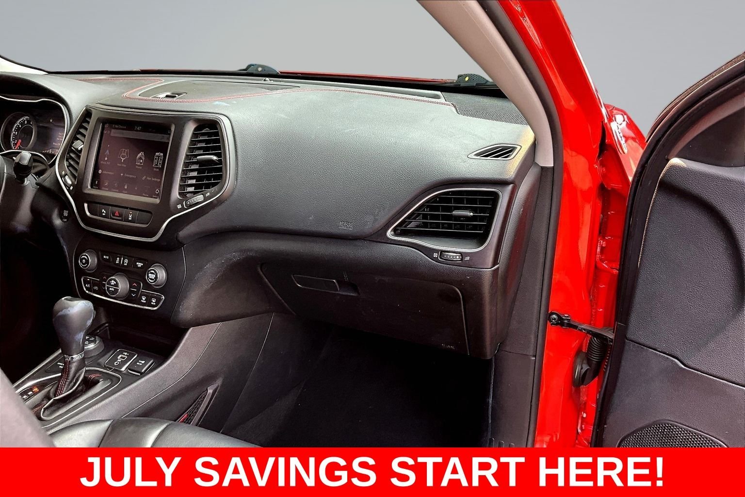 Used 2021 Orange Jeep Trailhawk image 29