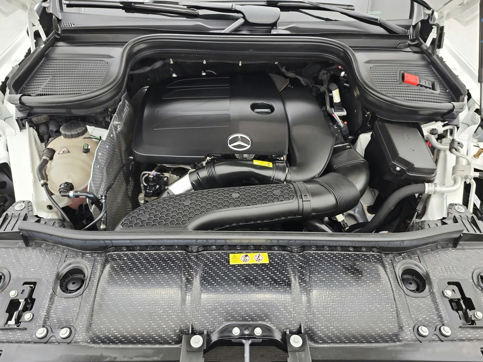Used 2023 Polar White Mercedes-Benz GLE 350 SUV image 16