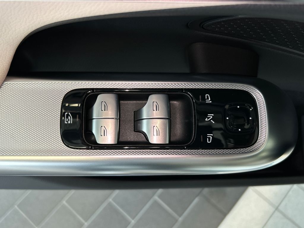 New 2027 Polar White Mercedes-Benz E 450 image 12