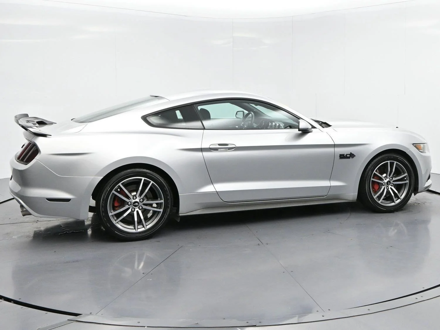 Used 2015 Ingot Silver Ford GT image 8