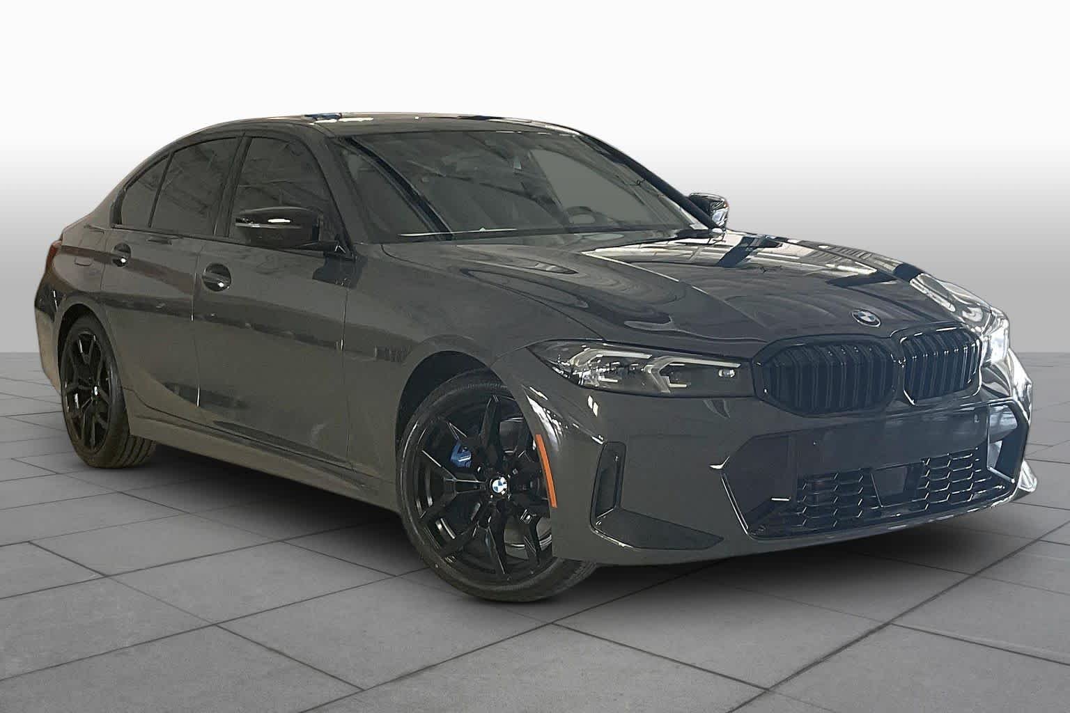 New 2026 Dravit Grey Metallic BMW 330i xDrive image 2
