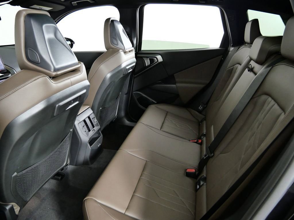 2026 BMW X3 30 - Photo 35