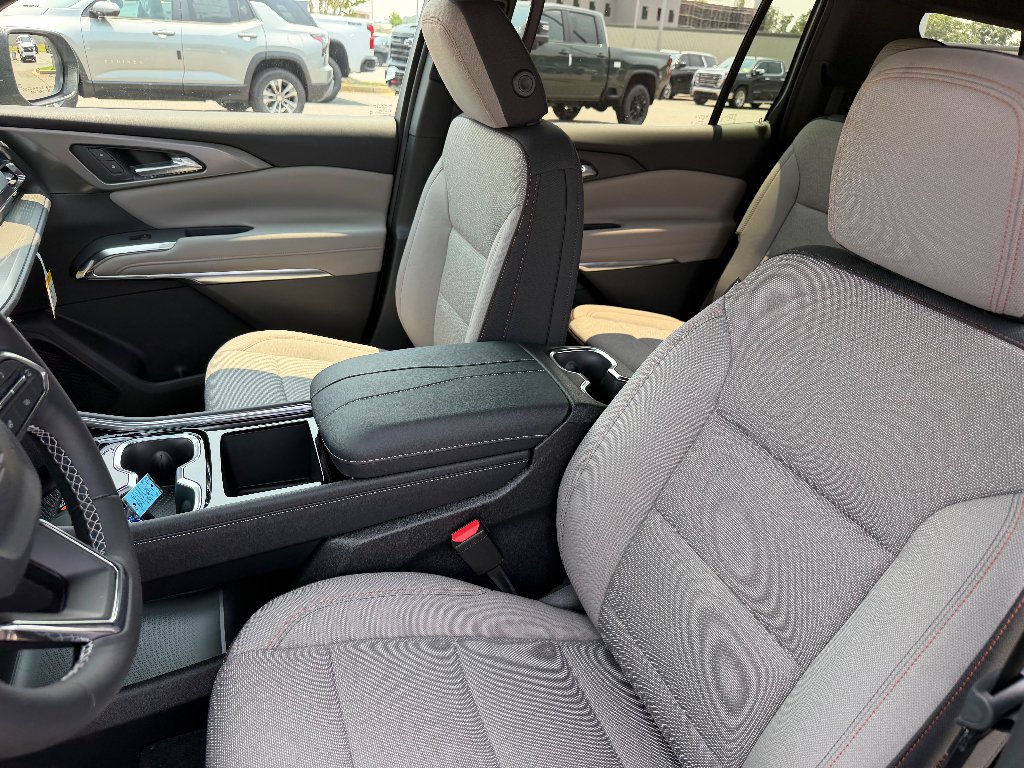 2026 Chevrolet Traverse LT - Photo 37