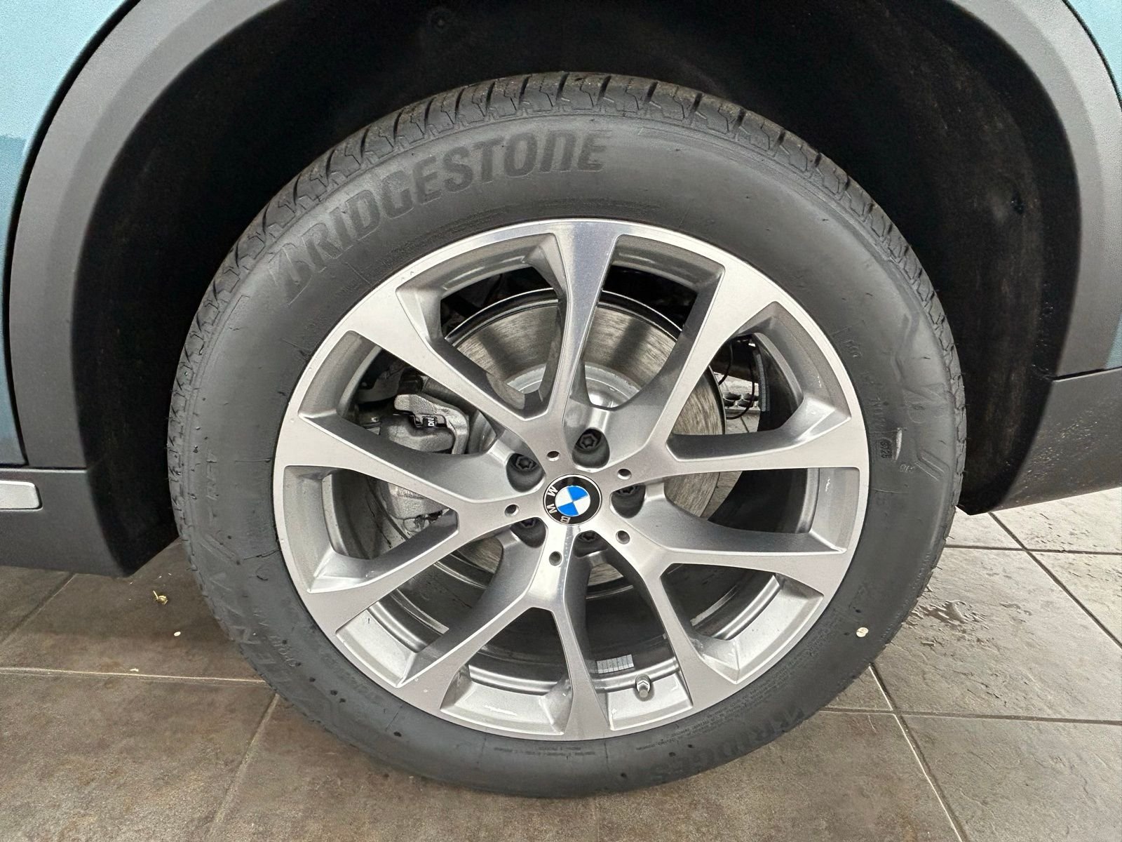 New 2026 Blue Ridge Mountain Metallic BMW xDrive40i image 37
