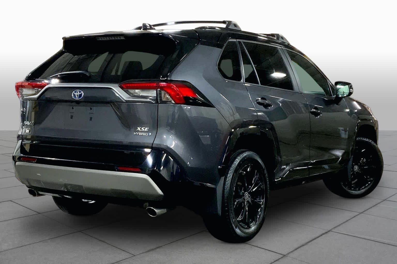 Used 2023 Magnetic Gray Metallic/Midnight Black Metallic Toyota Hybrid XSE image 13