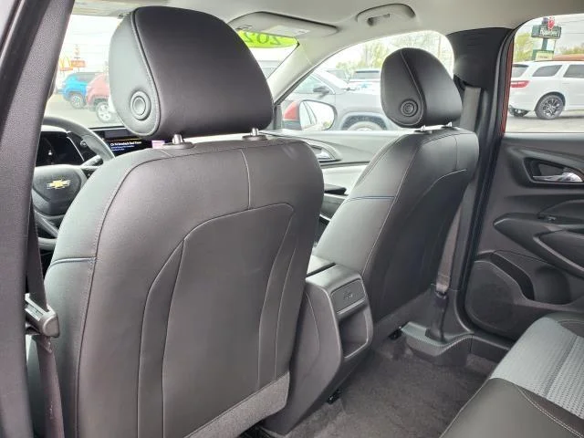 2025 Chevrolet Trax LT - Photo 25