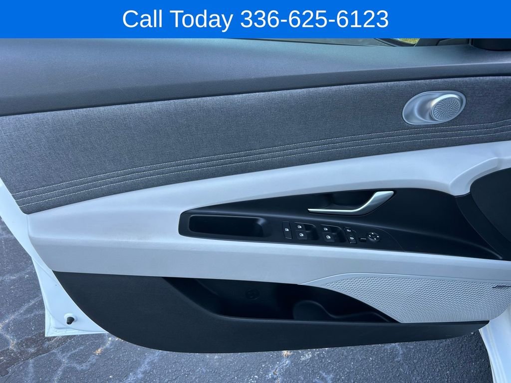 Used 2022 Gray Hyundai Limited image 15