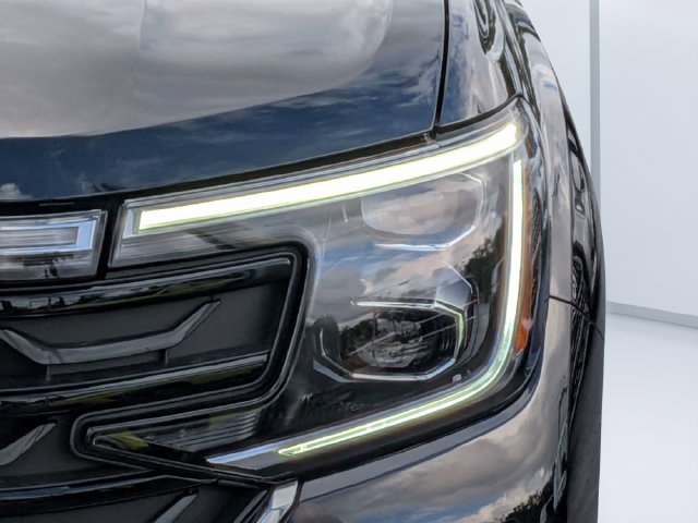 Used 2026  Volkswagen SEL Premium R-Line image 9