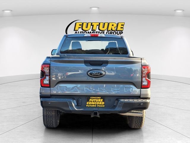 New 2025 Carbonized Gray Metallic Ford XLT image 29