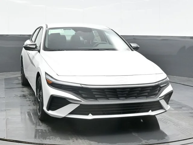 New 2026 White Hyundai SEL Sport image 6