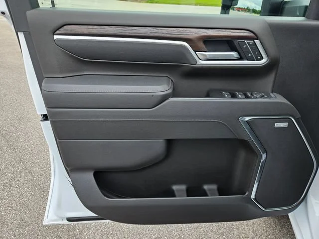 New 2026 Summit White GMC SLT DRW image 10