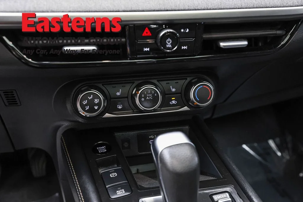 Used 2025 White Nissan SV image 20
