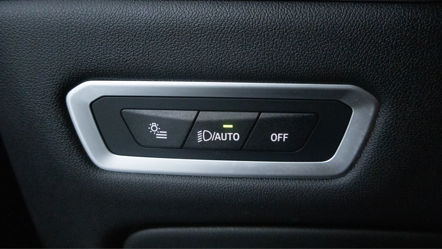 Used 2024 Black BMW xDrive40i image 23