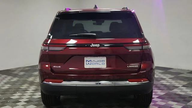 2025 Jeep Grand Cherokee Laredo - Photo 6