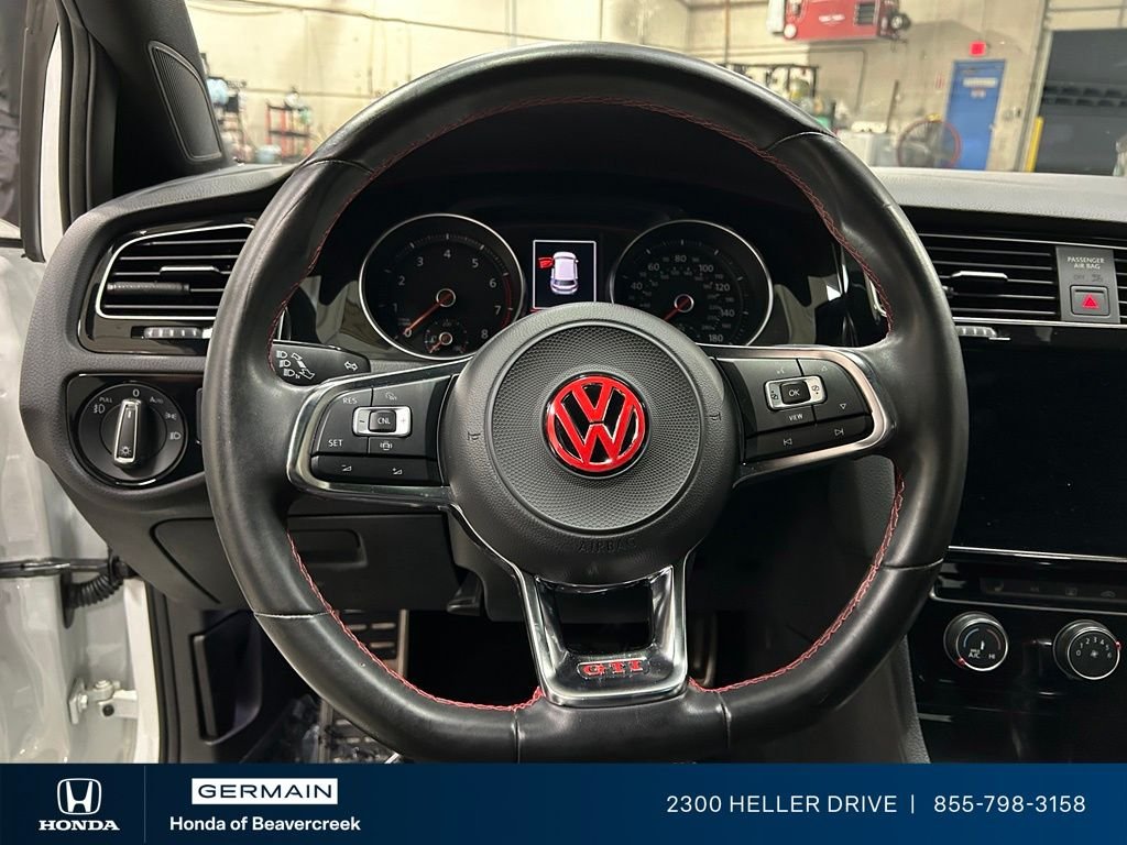 Used 2021 Pure White Volkswagen 2.0T SE image 16