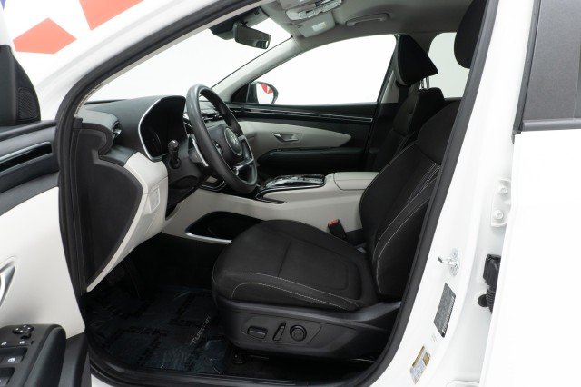 Used 2024 White Pearl Hyundai Blue image 18