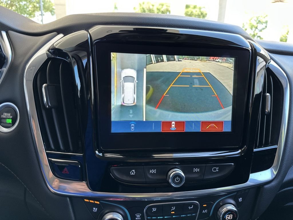 Used 2019 Beige Chevrolet Premier image 27