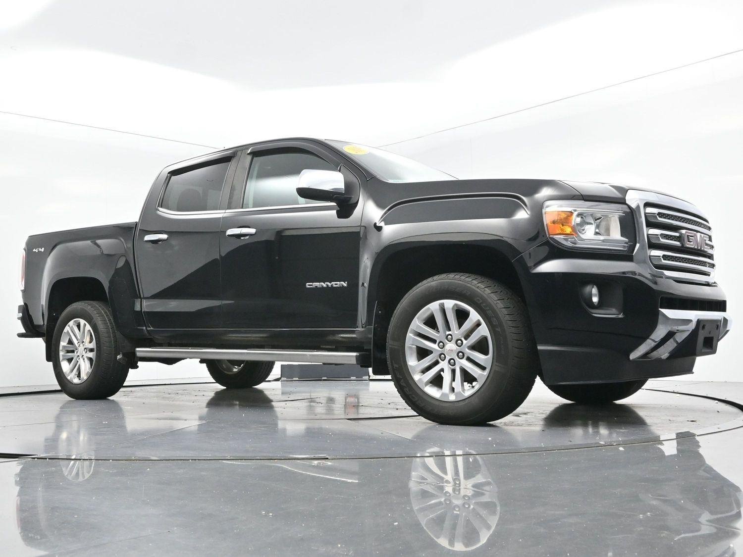 Used 2019 Onyx Black GMC 4WD SLT image 48