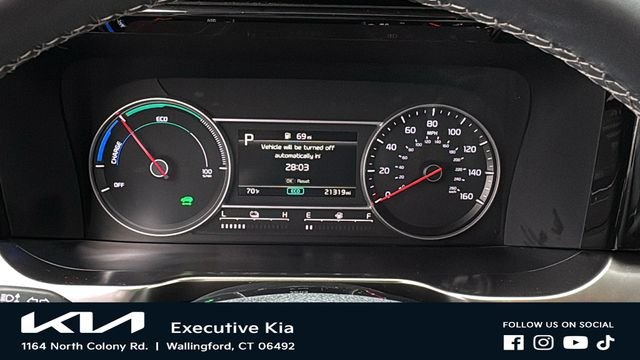 Used 2023 White Kia EX image 14