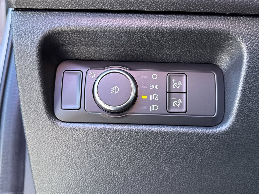New 2026 Avalanche Ford XLT image 23