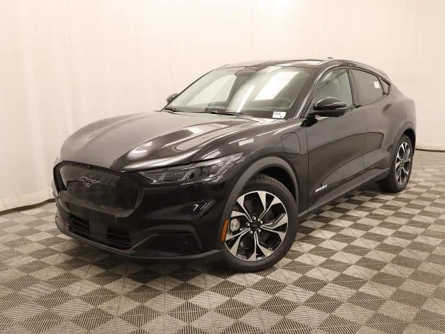 New 2026 Shadow Black Ford Select image 6