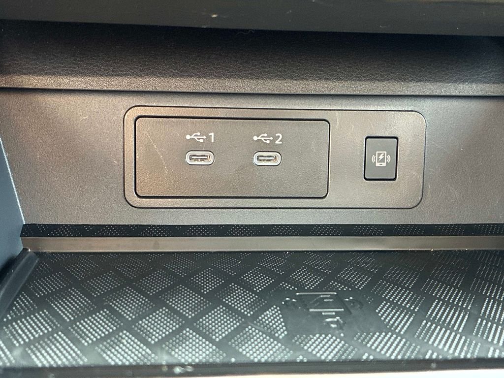 Used 2025 Gray Nissan SV image 30