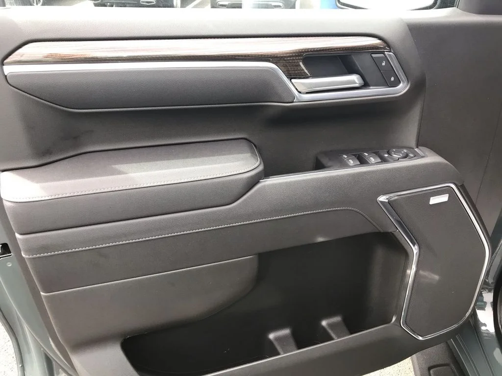 Used 2025 Gray Chevrolet LT Trail Boss image 13