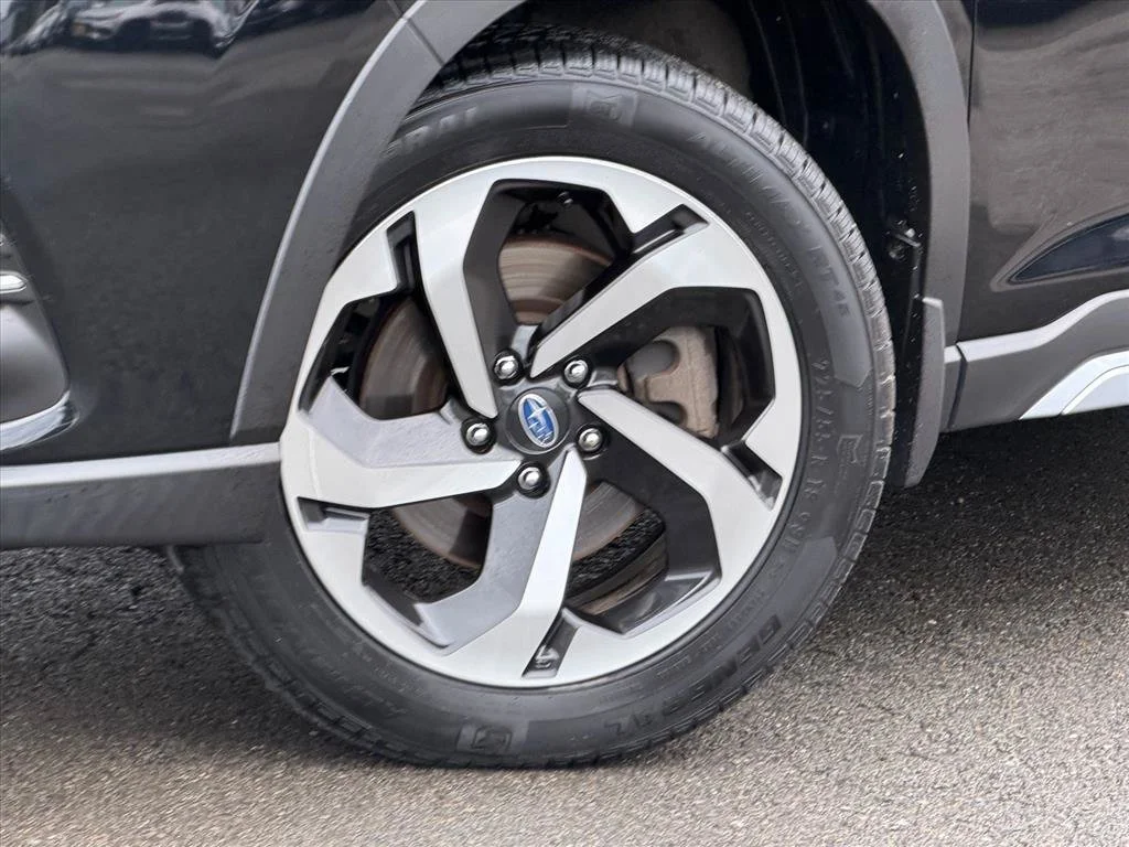 Used 2022 Black Subaru Touring image 8
