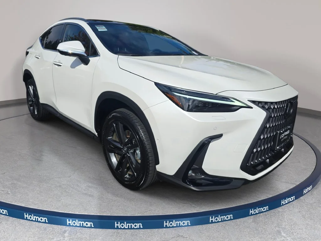 Certified Used 2025 White Lexus 450h+ Luxury image 4