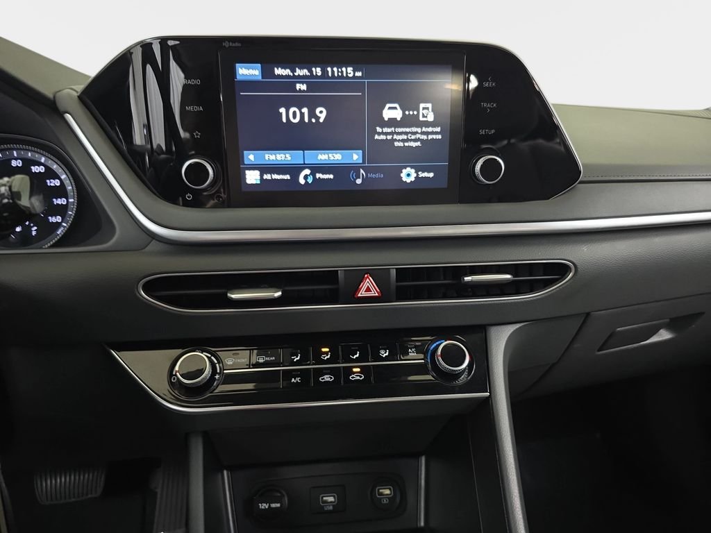 Used 2021 Portofino Gray Hyundai SE image 22